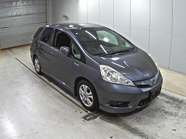 HONDA FIT SHUTTLE 2013