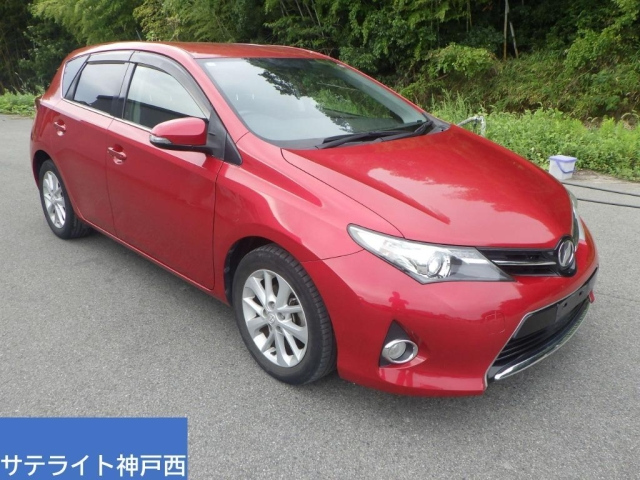 TOYOTA AURIS 2014