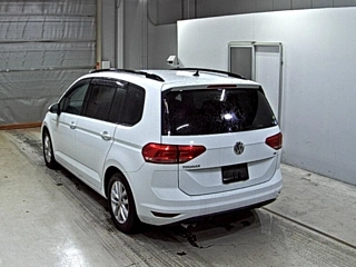 VOLKSWAGEN GOLF TOURAN 2016
