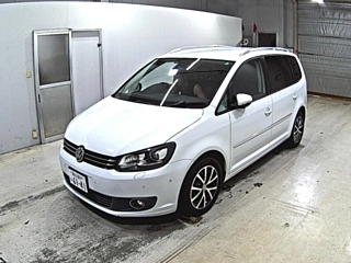 VOLKSWAGEN GOLF TOURAN 2015