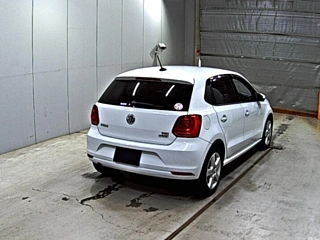 VOLKSWAGEN POLO 2014