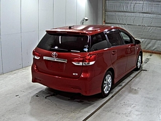 TOYOTA WISH 2011