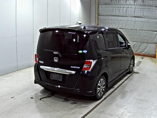 HONDA FREED 2014