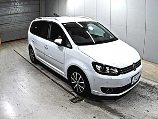 VOLKSWAGEN GOLF TOURAN 2015
