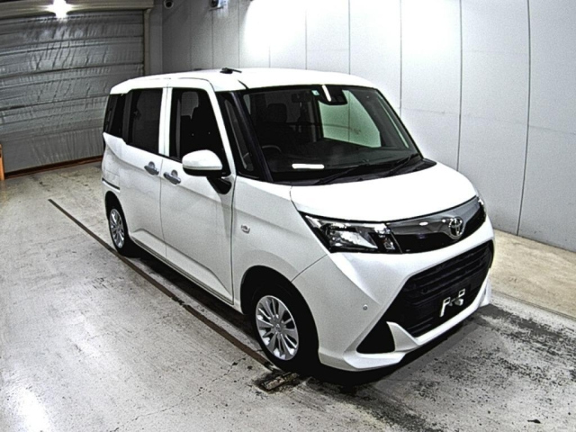 TOYOTA TANK 2020
