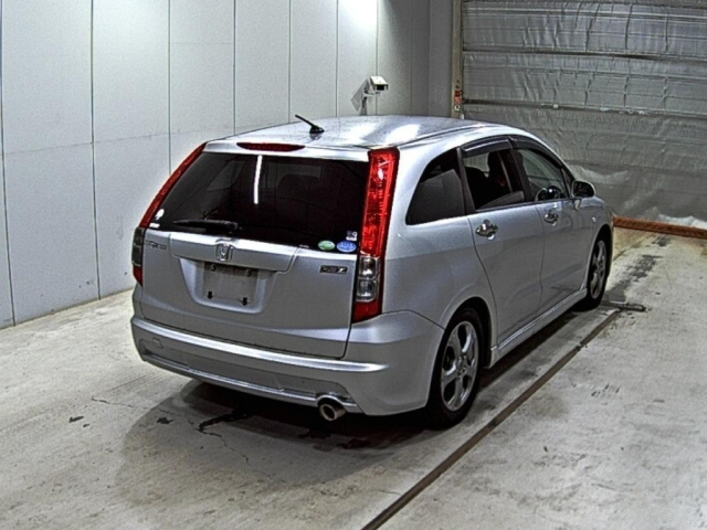 HONDA STREAM 2009