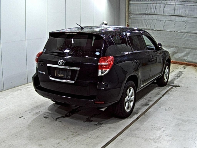 TOYOTA VANGUARD 2010