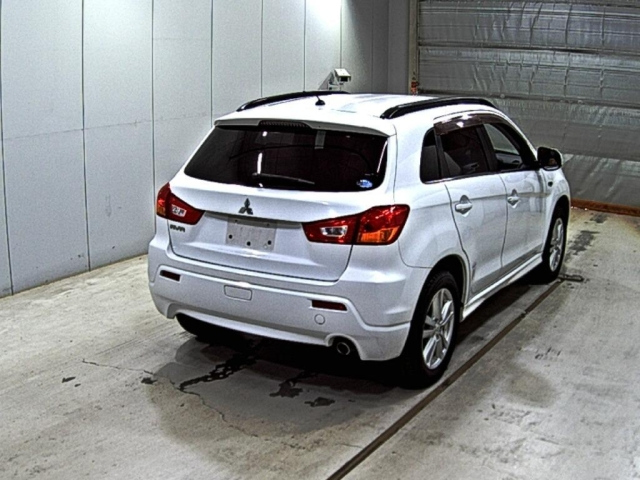 MITSUBISHI RVR 2010