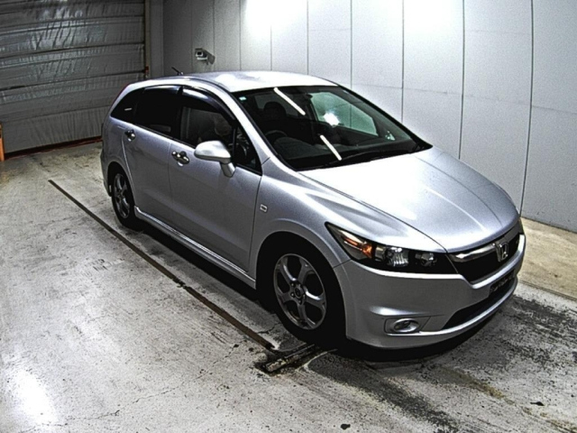 HONDA STREAM 2009