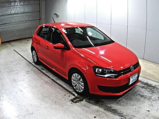 VOLKSWAGEN POLO 2013