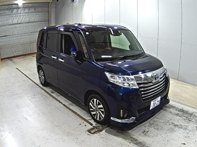TOYOTA ROOMY 2019