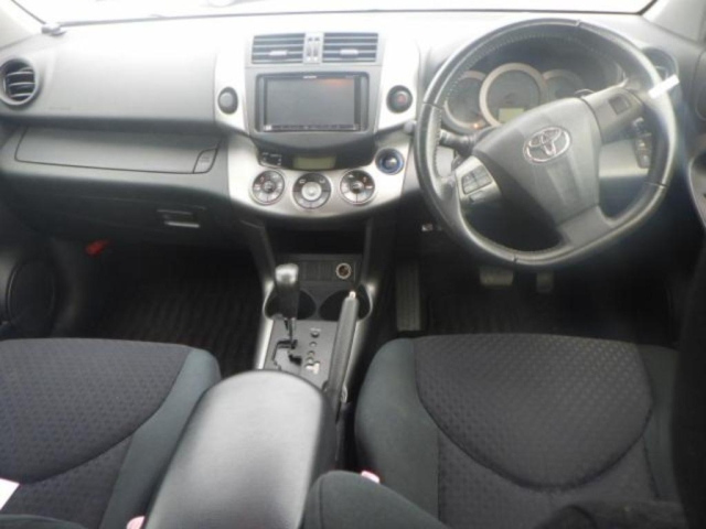 TOYOTA VANGUARD 2010