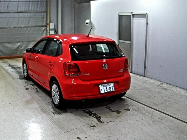 VOLKSWAGEN POLO 2013
