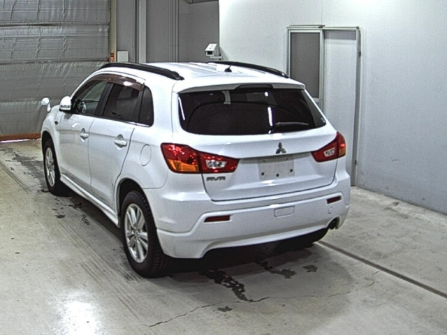 MITSUBISHI RVR 2010