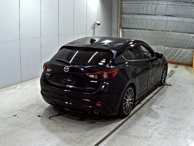 MAZDA AXELA 2015