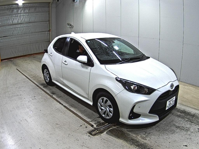 TOYOTA YARIS 2021
