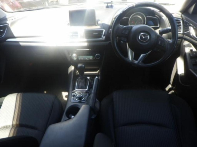 MAZDA AXELA 2015