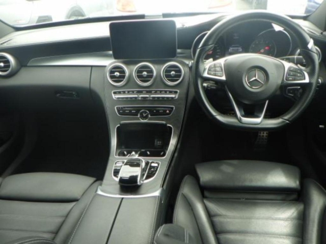 MERCEDES BENZ C CLASS WAGON 2017