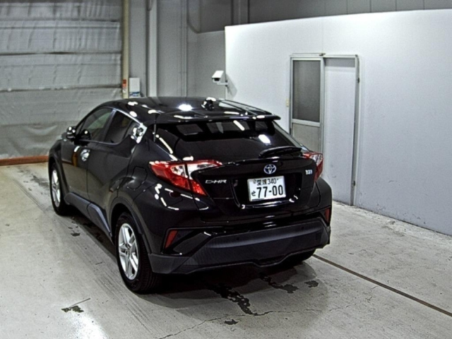 TOYOTA C-HR 2019