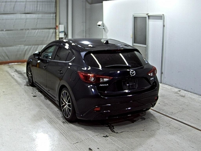 MAZDA AXELA 2015