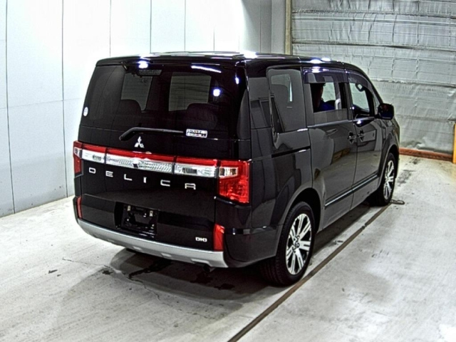MITSUBISHI DELICA D5 2021