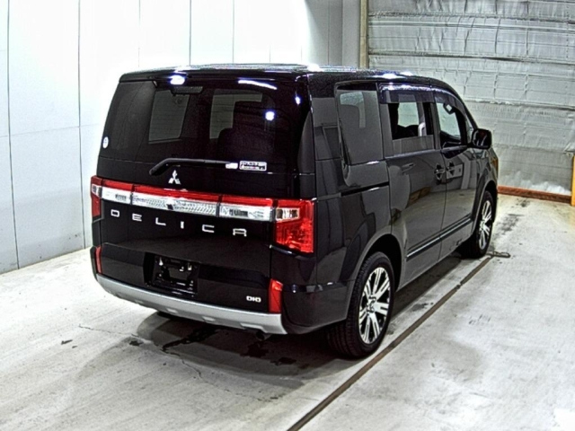 MITSUBISHI DELICA D5 2021