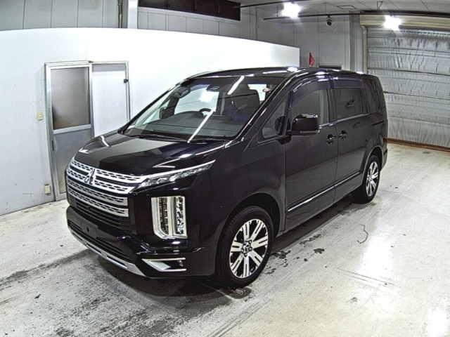 MITSUBISHI DELICA D5 2021