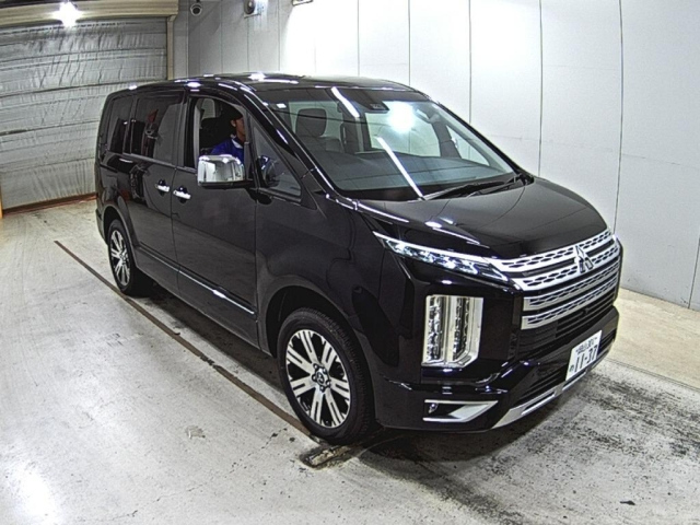 MITSUBISHI DELICA D5 2024