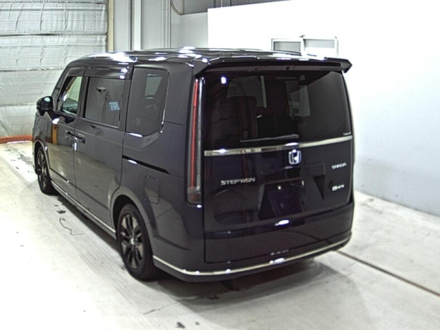 HONDA STEP WAGON 2022