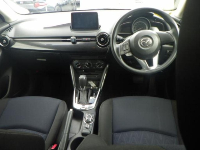 MAZDA DEMIO 2014