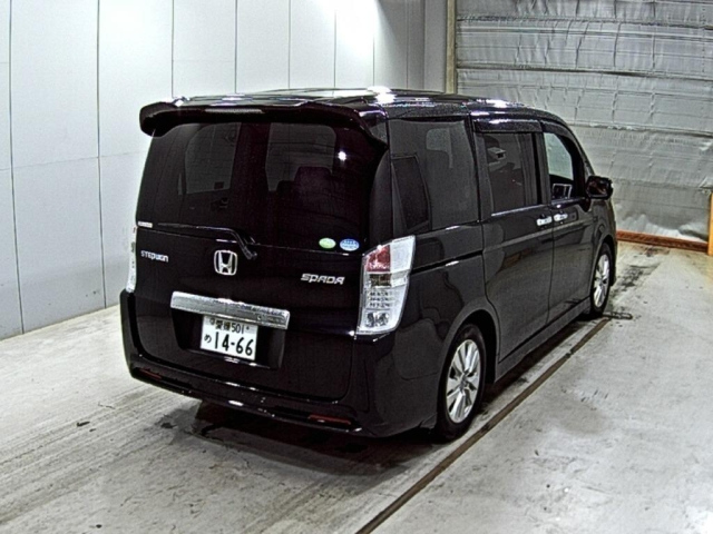 HONDA STEP WAGON 2012