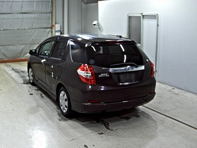 HONDA FIT SHUTTLE 2011