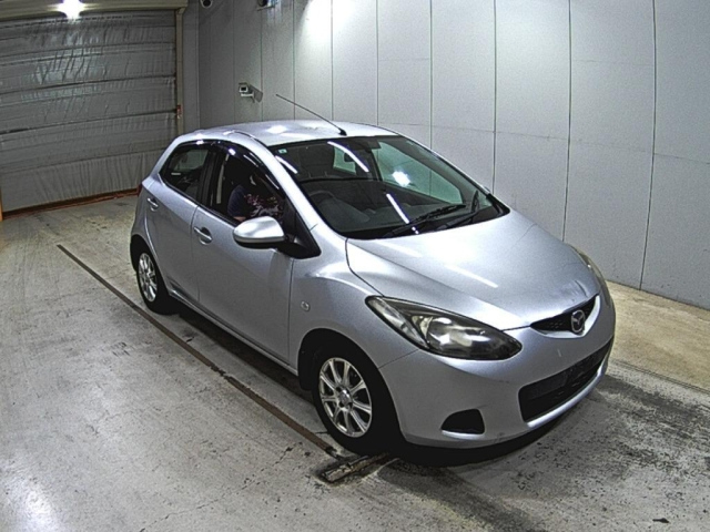 MAZDA DEMIO 2009