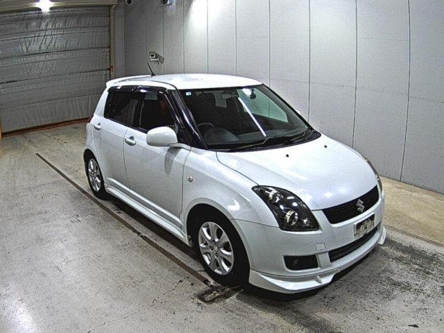 SUZUKI SWIFT 2010