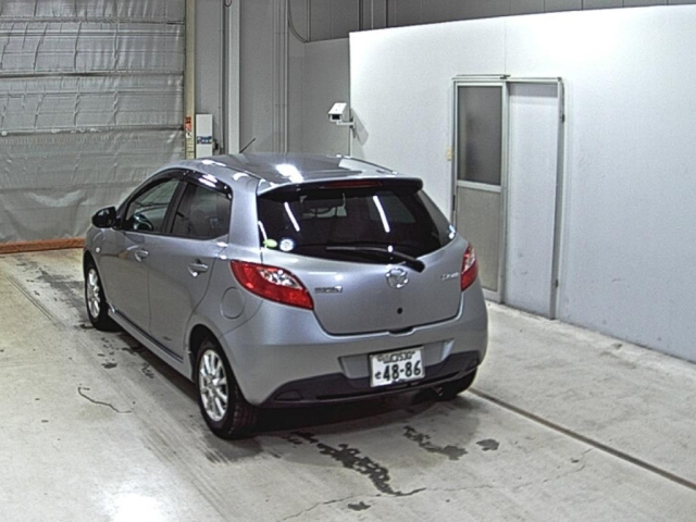 MAZDA DEMIO 2009