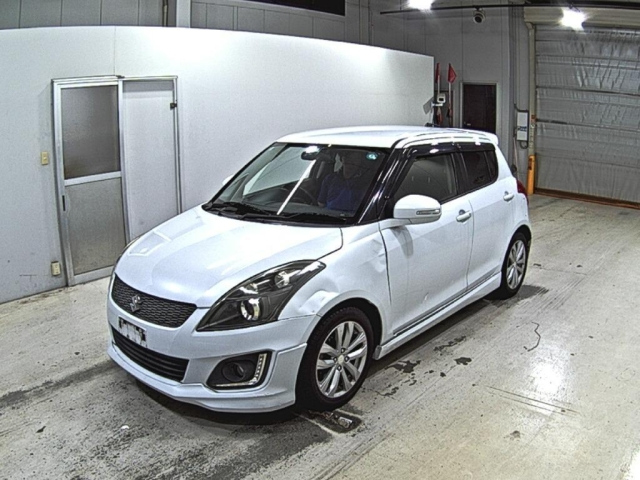 SUZUKI SWIFT 2015