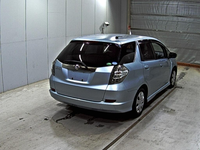 HONDA FIT SHUTTLE 2013