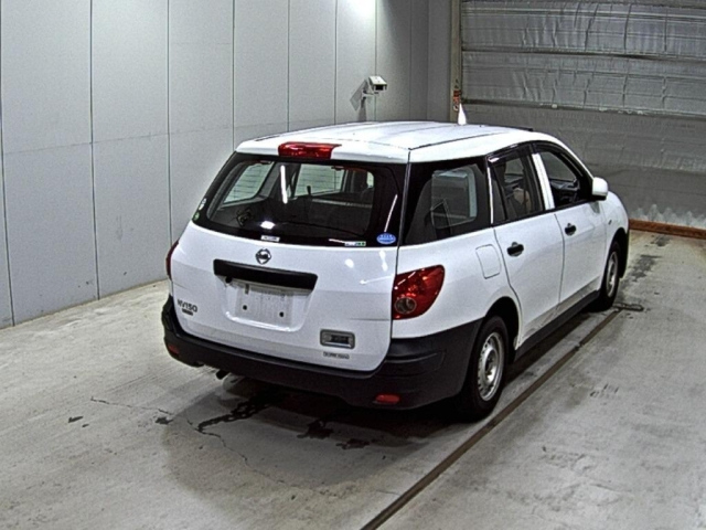 NISSAN AD 2020