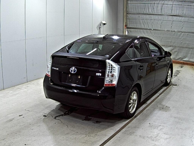 TOYOTA PRIUS 2010
