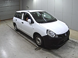 NISSAN AD 2020