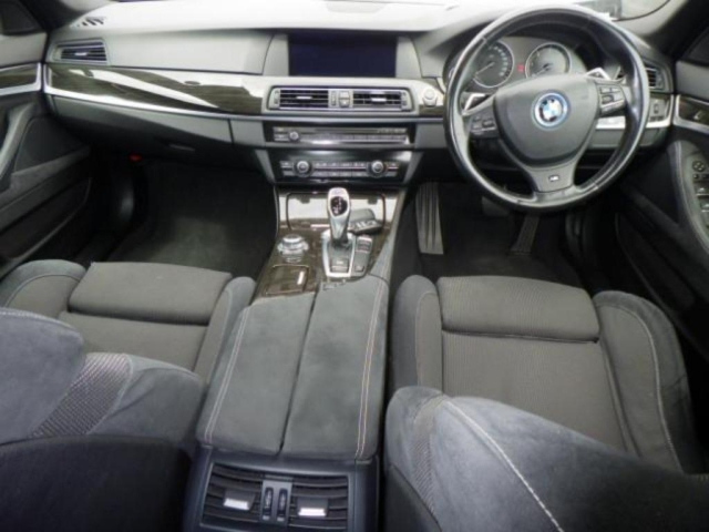 BMW 5 SERIES 2013