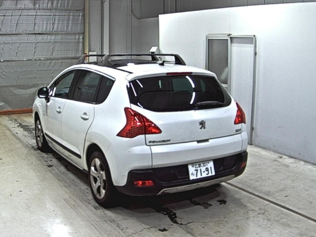 PEUGEOT 3008 2010