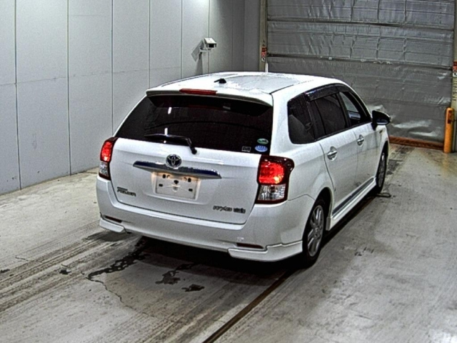 TOYOTA COROLLA FIELDER 2014