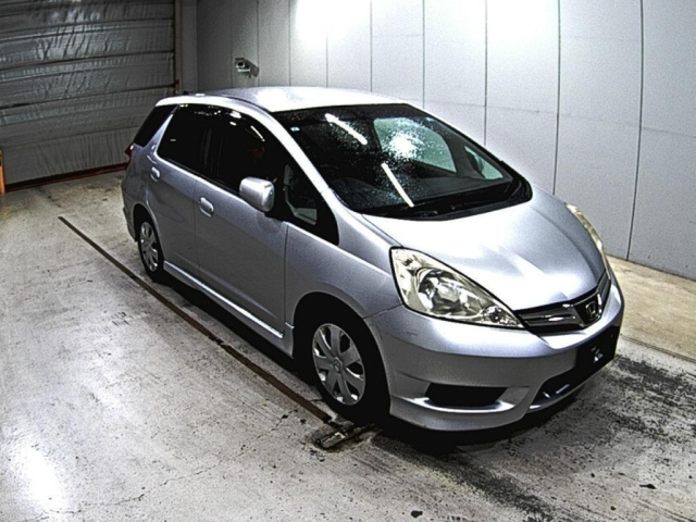 HONDA FIT SHUTTLE 2011