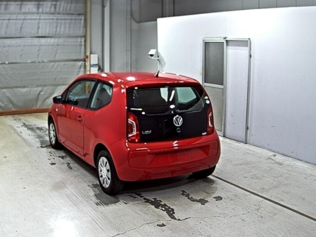 VOLKSWAGEN UP 2014