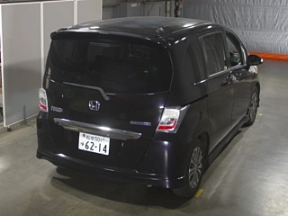 HONDA FREED 2013