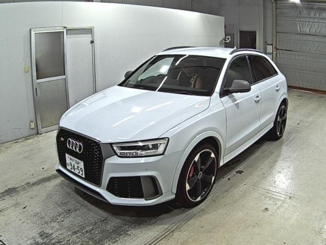 AUDI RS Q3 2016