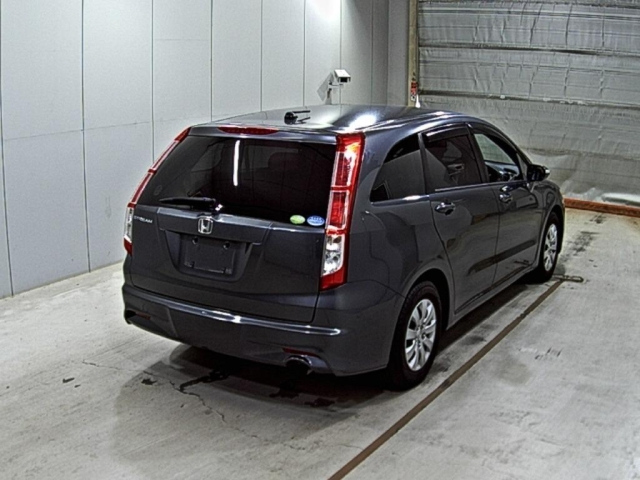HONDA STREAM 2009