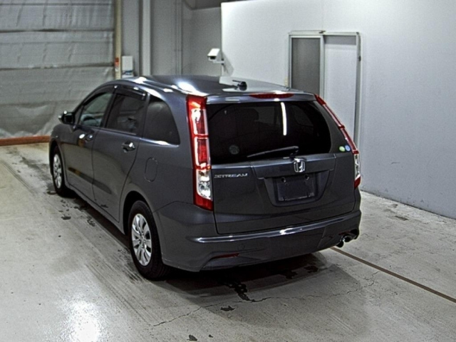 HONDA STREAM 2009