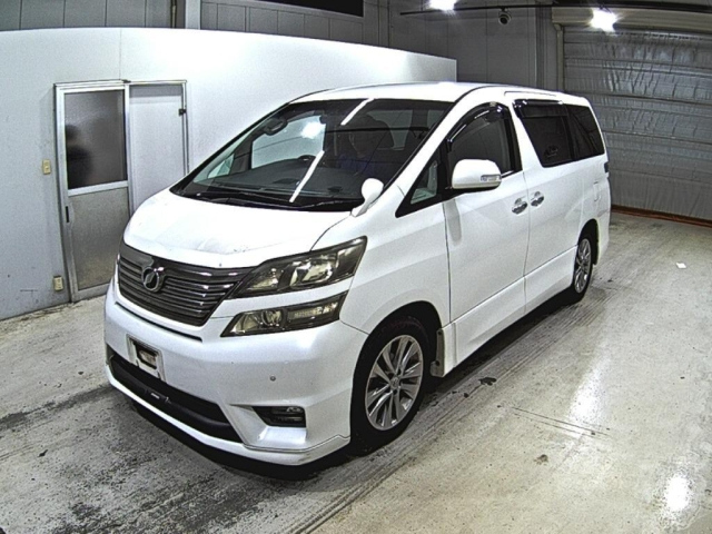 TOYOTA VELLFIRE 2011